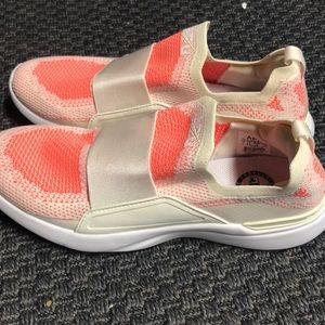 APL Women's TechLoom Bliss